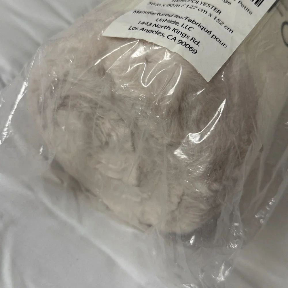 UnHide Lil Marsh Blanket Faux Fur Beigebear Beige 50